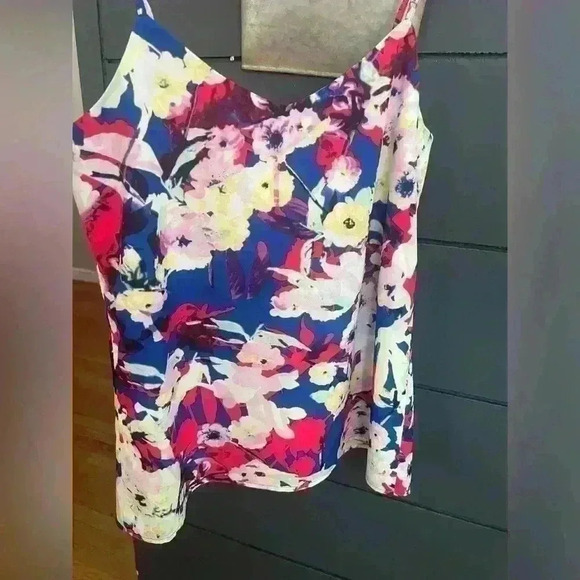 Yumi Kim spaghetti strap abstract floral tank top medium - Picture 2 of 4